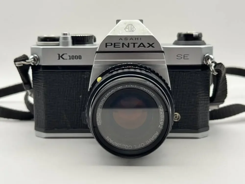 Pentax K1000 SE 35mm SLR Film Camera Tested Meter Shutter Speeds Vintage Camera